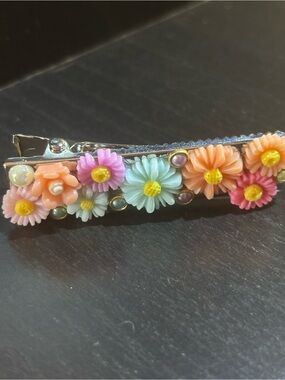 Source Unknown Pastel Daisy Flower Hair Clip Barrette